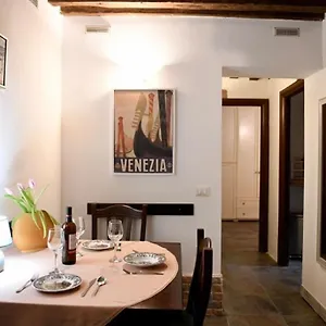 Grace In Apartament